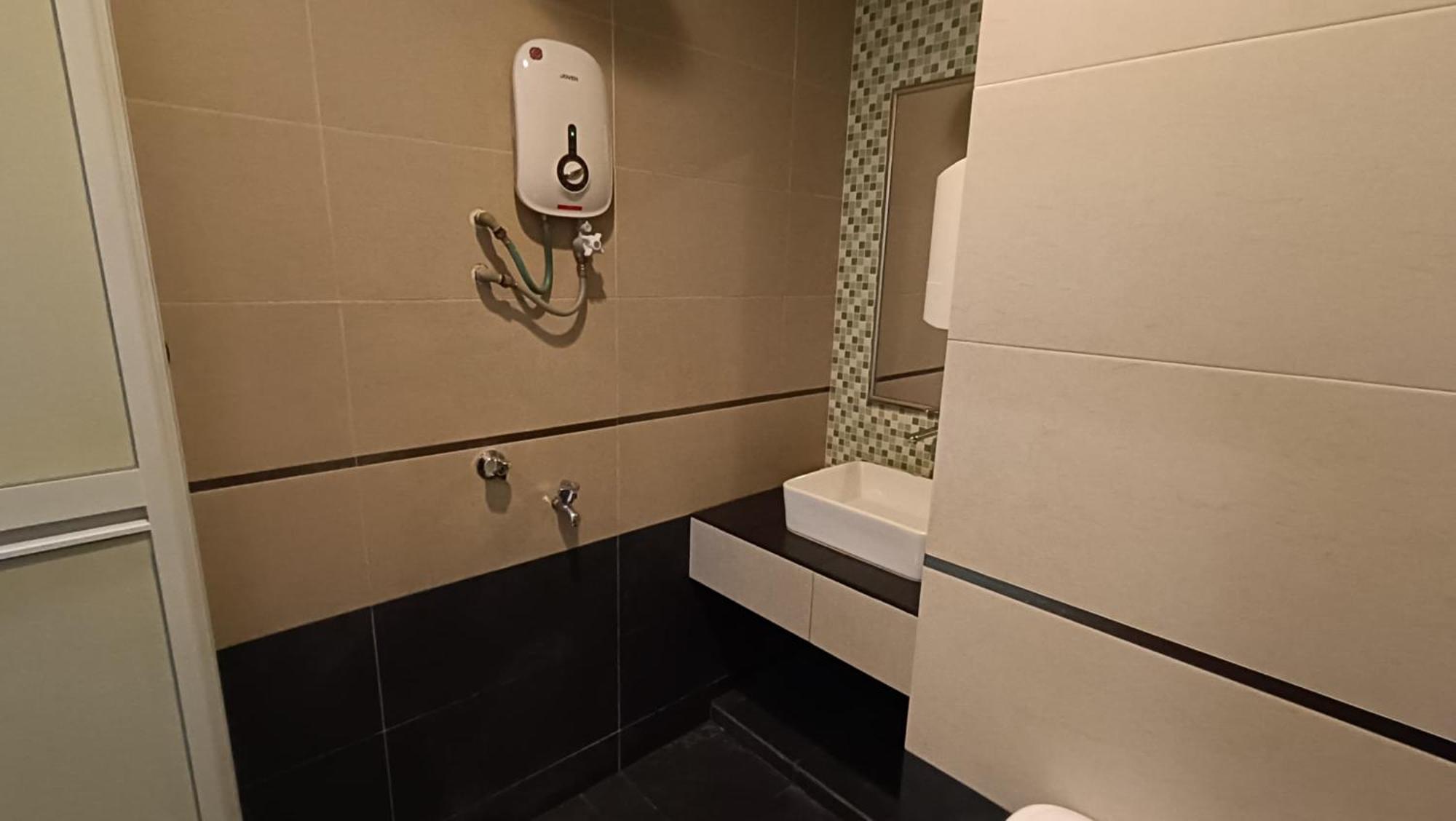 Sohho Hotel Chukai Екстер'єр фото