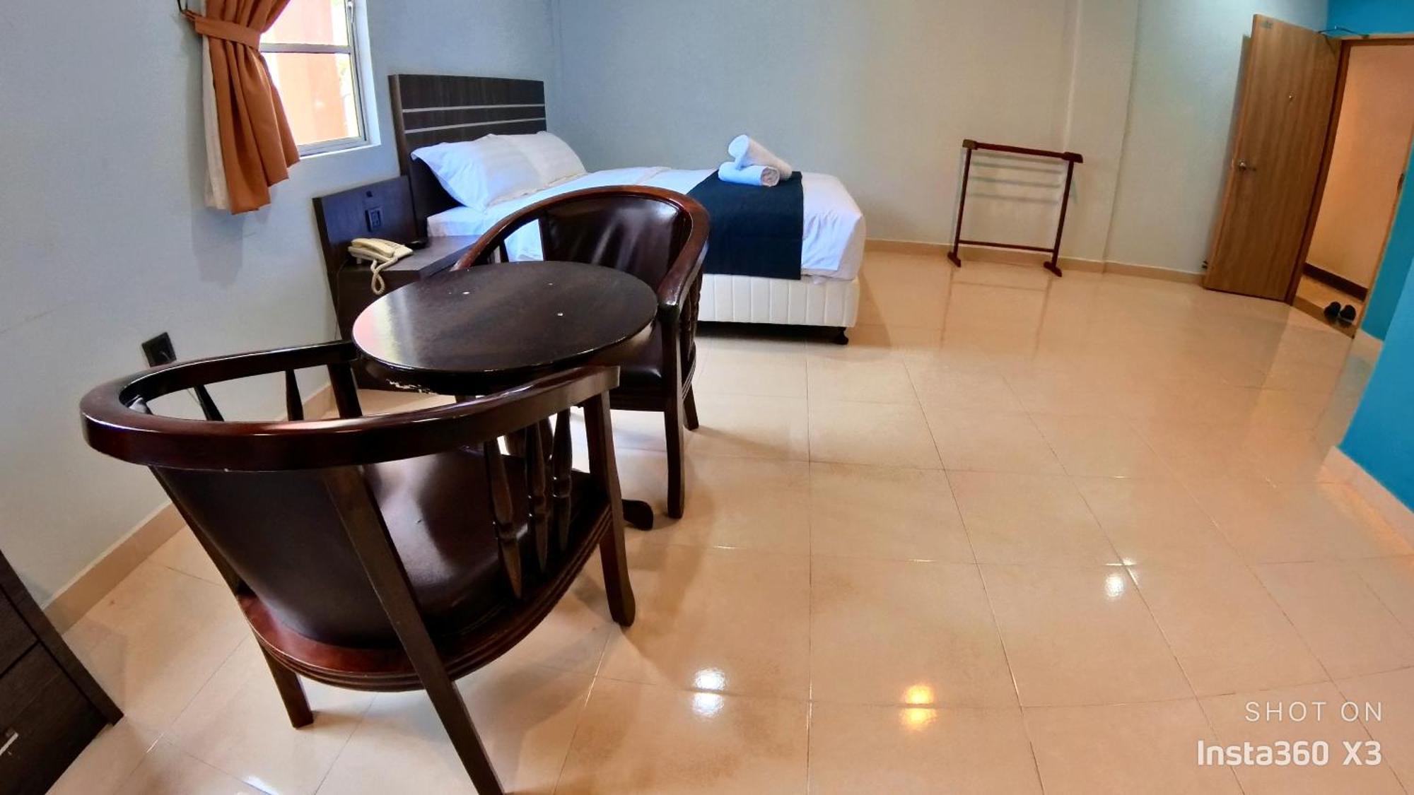 Sohho Hotel Chukai Екстер'єр фото